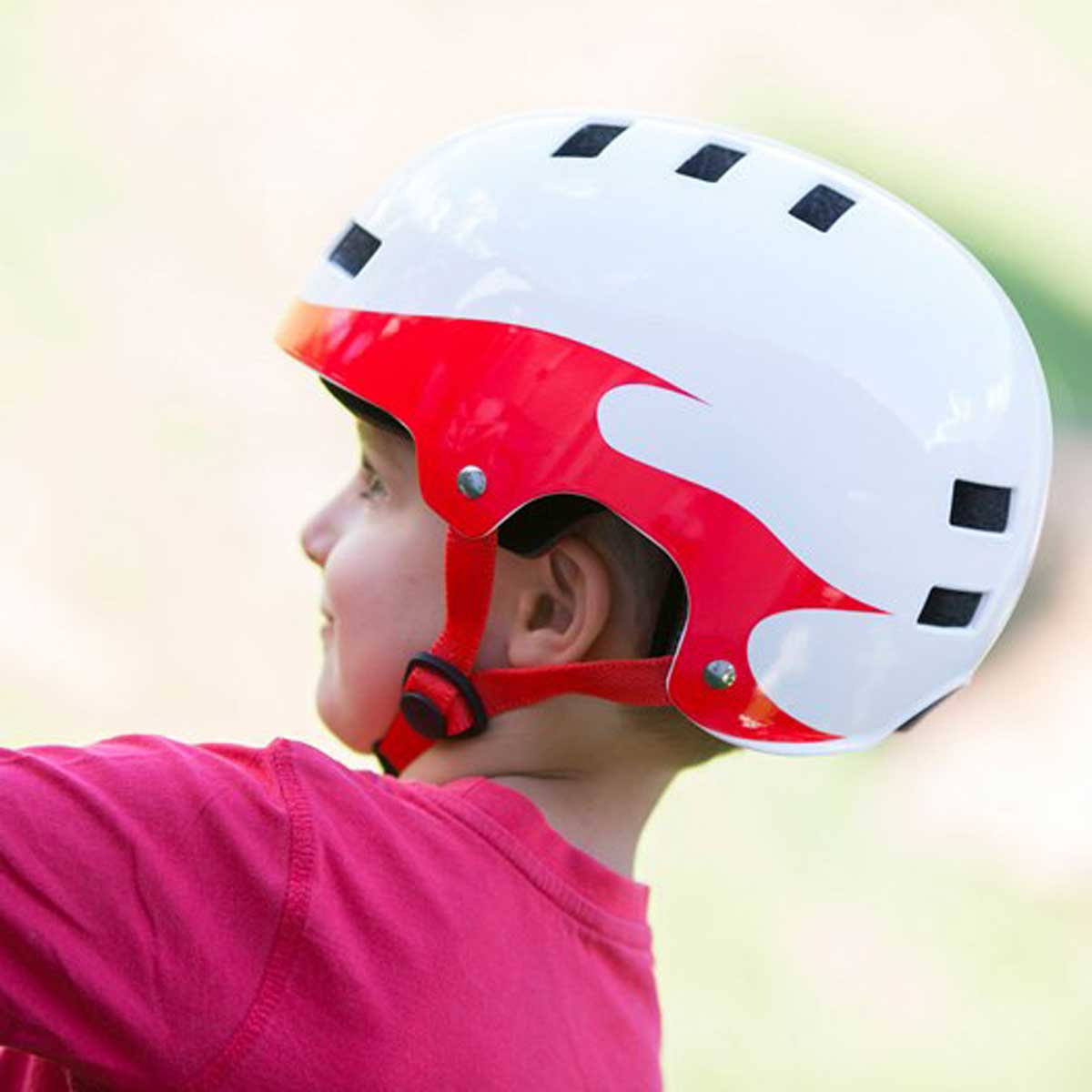 Otroška kolesarska čelada met-yoyo-saftey-bela rdeča 1