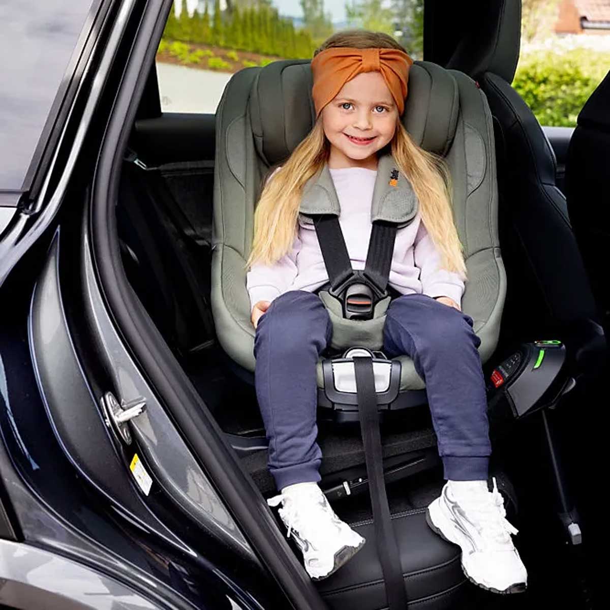 Otroški avtosedež BeSafe Beyond2 360 lifestale 1