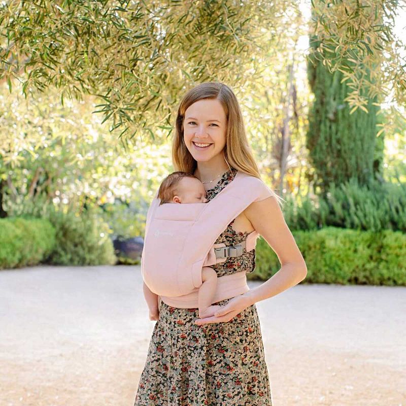 Nosilka Ergobaby Embrace Heather Pink 9