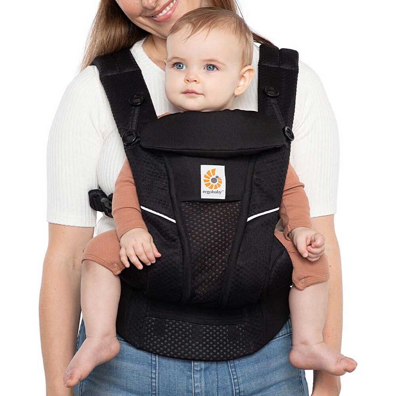 Nosilka Ergobaby Omni Breeze Onyx črna 1