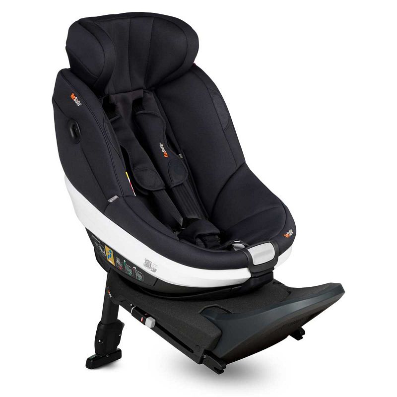 Otroški avtosedež BeSafe Beyond RF [61-125 cm] Black Soft Breeze + baza 2
